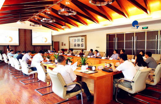 河南省政府投資平臺(tái)公司領(lǐng)導(dǎo)一行到訪我司考察交流