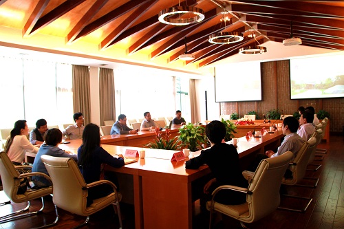 中國建設(shè)銀行總行投資托管業(yè)務(wù)部領(lǐng)導(dǎo)一行到訪天堂硅谷